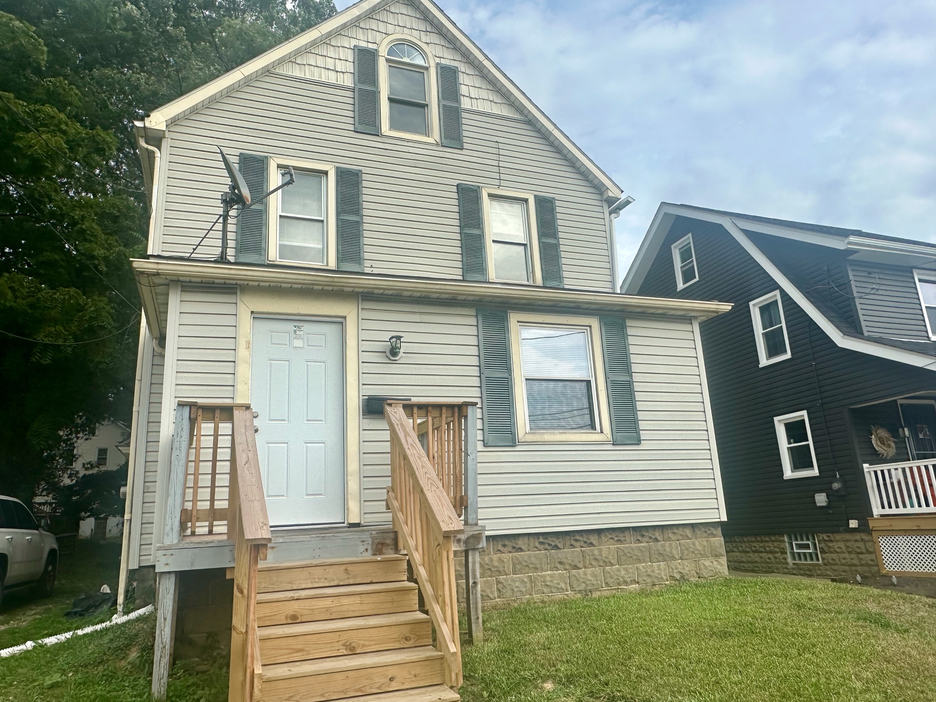 555 Lumiere Street - 1