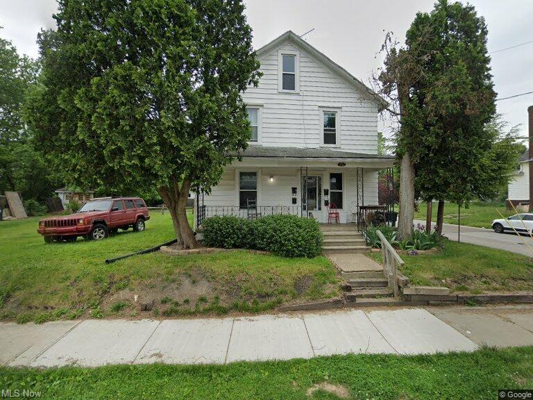 1052 Yale Street - 2