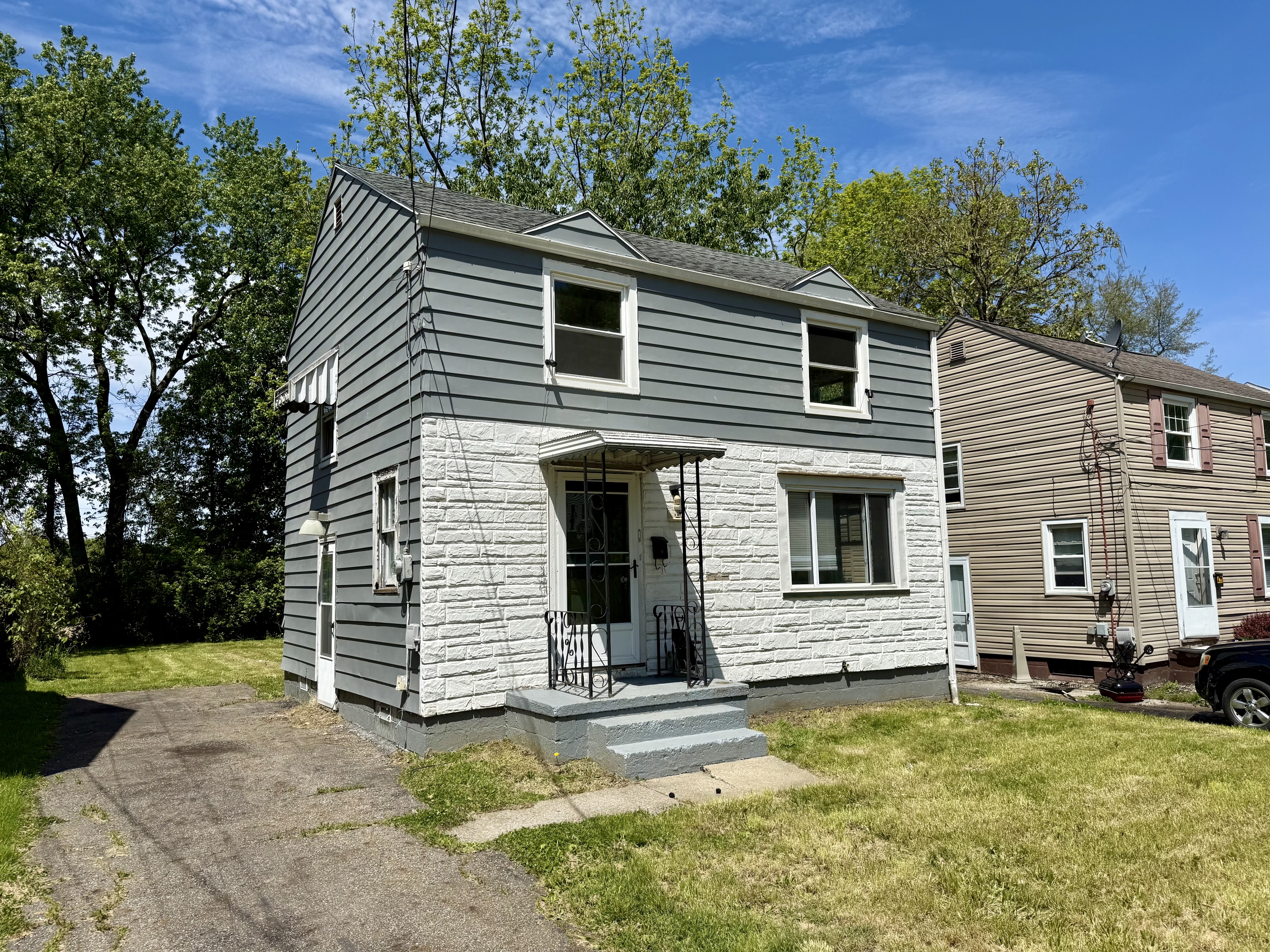 Property thumbnail image