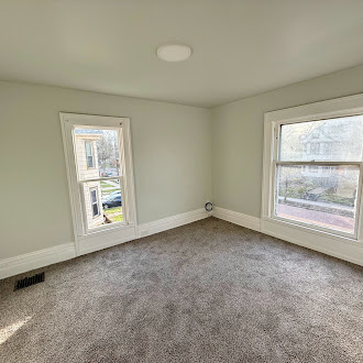 45 Oakdale Avenue - Up