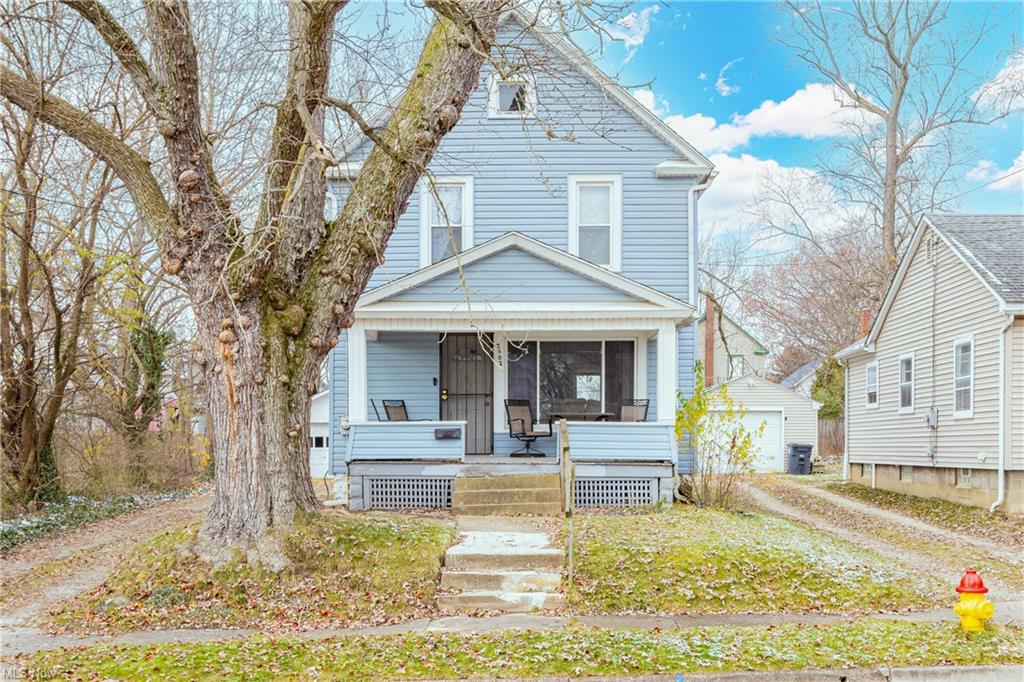 2302 9th Street Southwest